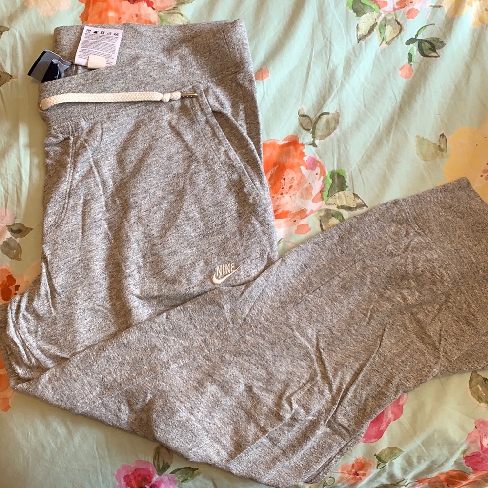 Nike joggers